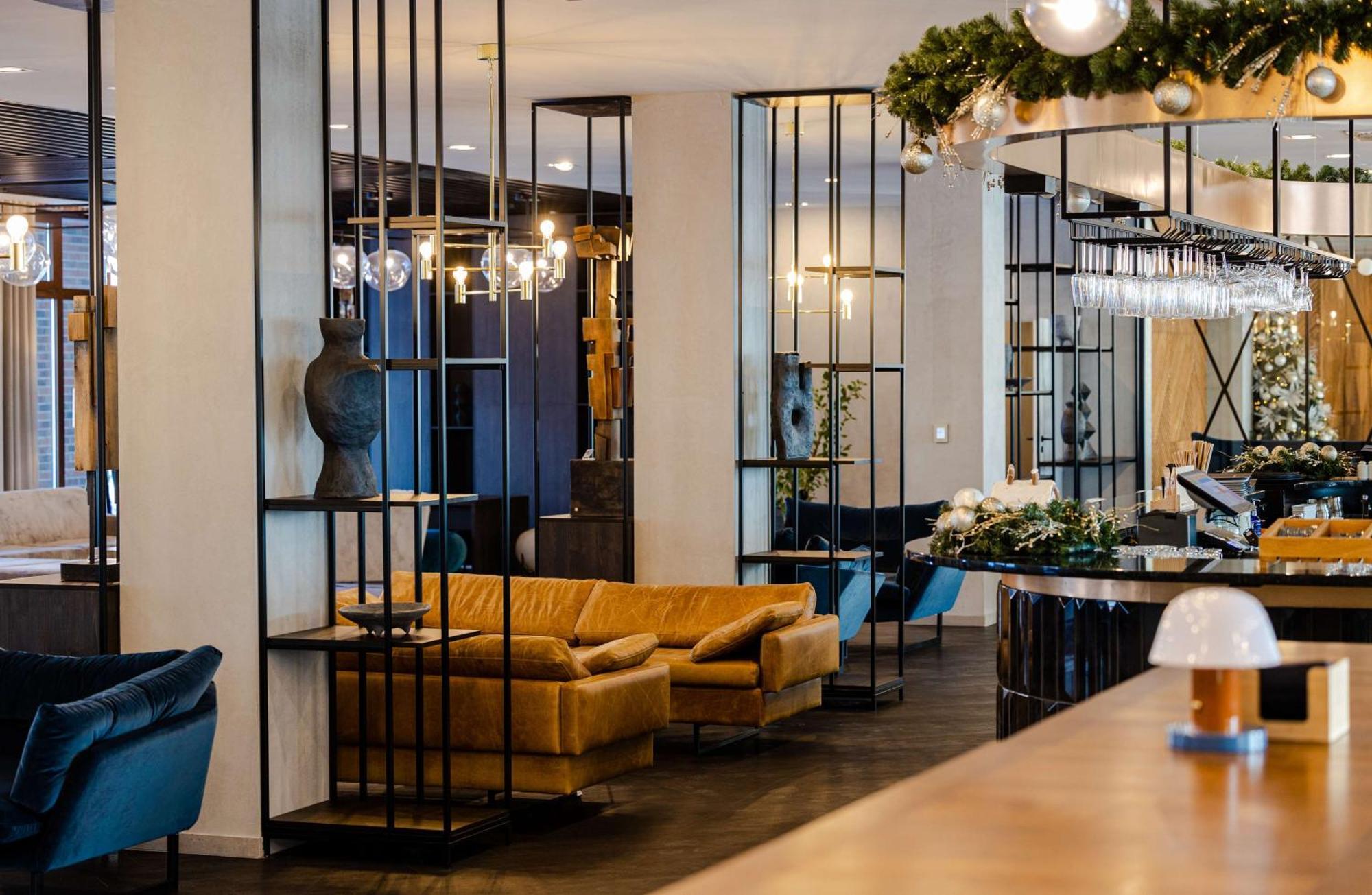 Radisson Blu Resort & Conference Center, Ostroda Mazury 外观 照片 The lounge at the airport