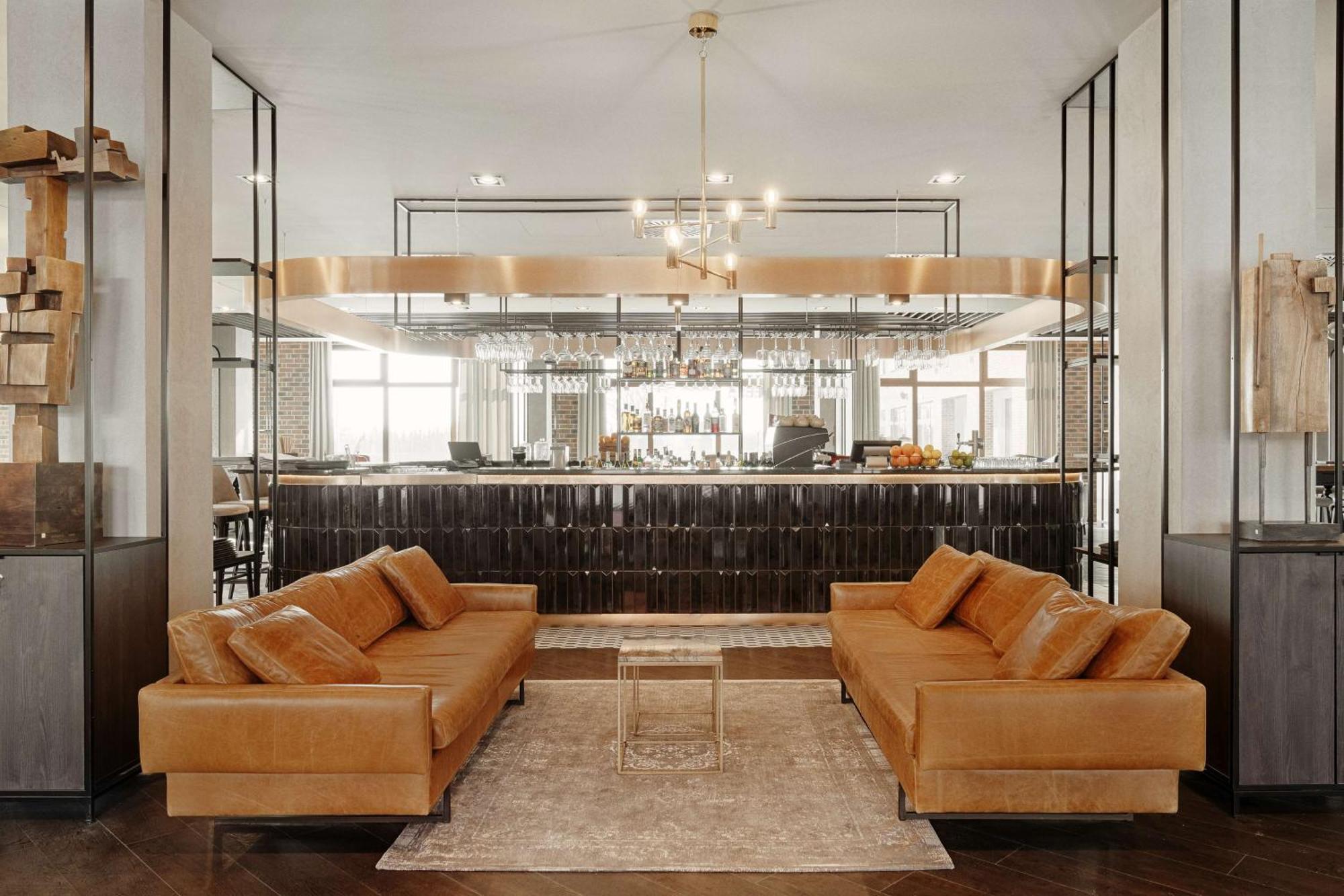 Radisson Blu Resort & Conference Center, Ostroda Mazury 外观 照片 The bar at the 100 East 53rd Street location